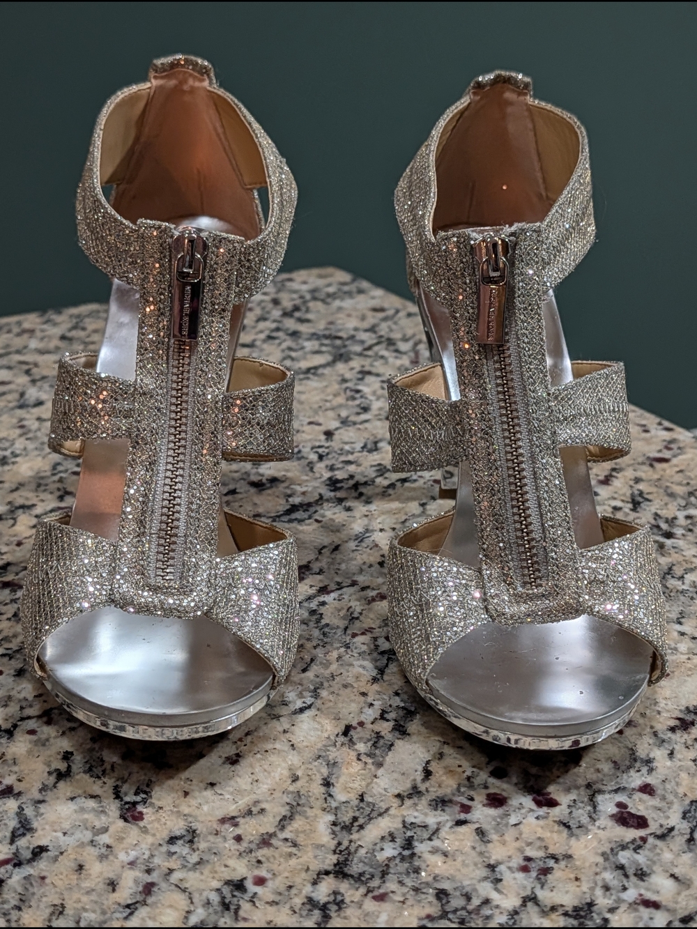 Michael Kors Berkley T-Strap Glitter Heel Sz 9.5